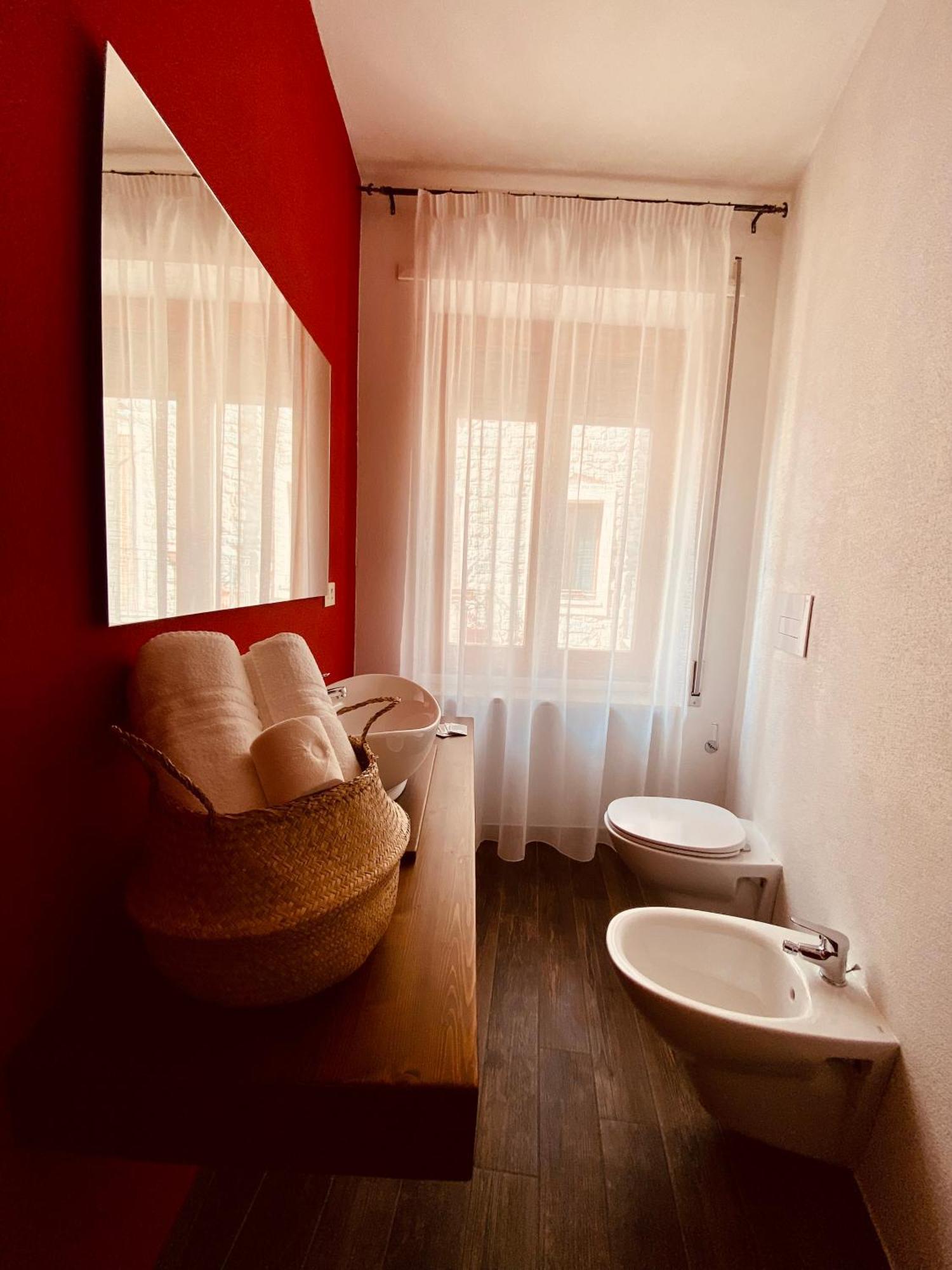 Carrales Guest House Нуоро Екстер'єр фото
