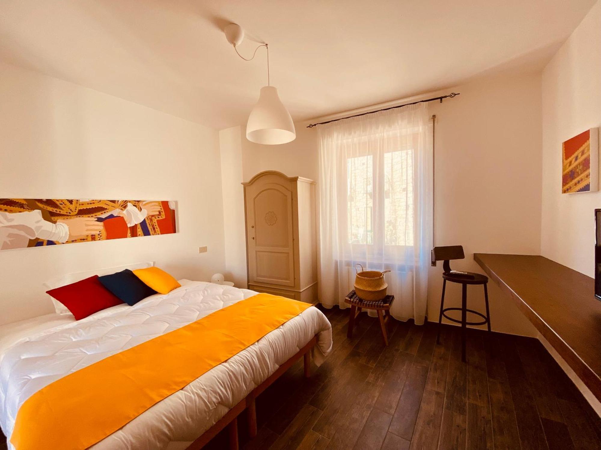 Carrales Guest House Нуоро Екстер'єр фото