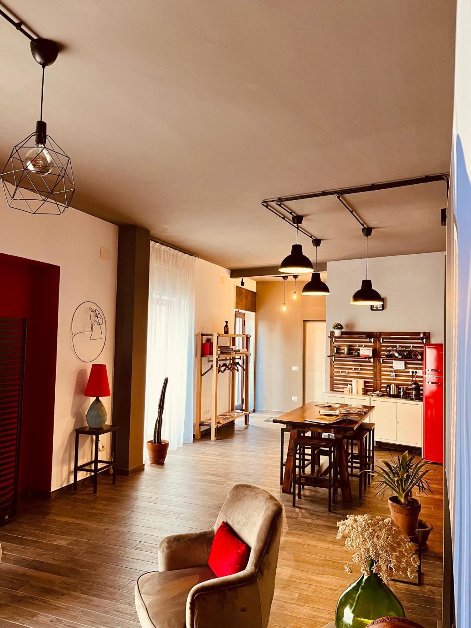 Carrales Guest House Нуоро Екстер'єр фото