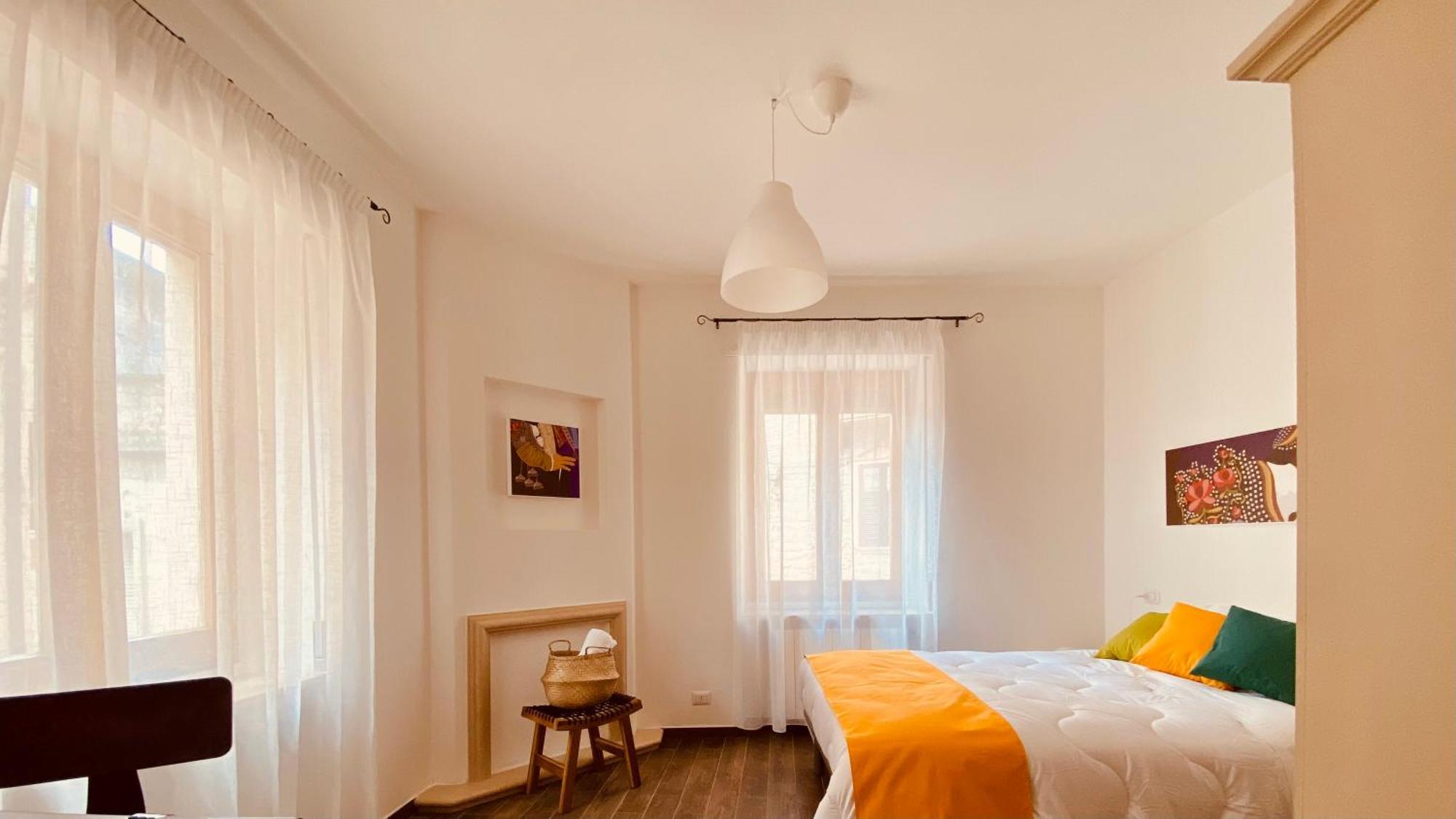 Carrales Guest House Нуоро Екстер'єр фото