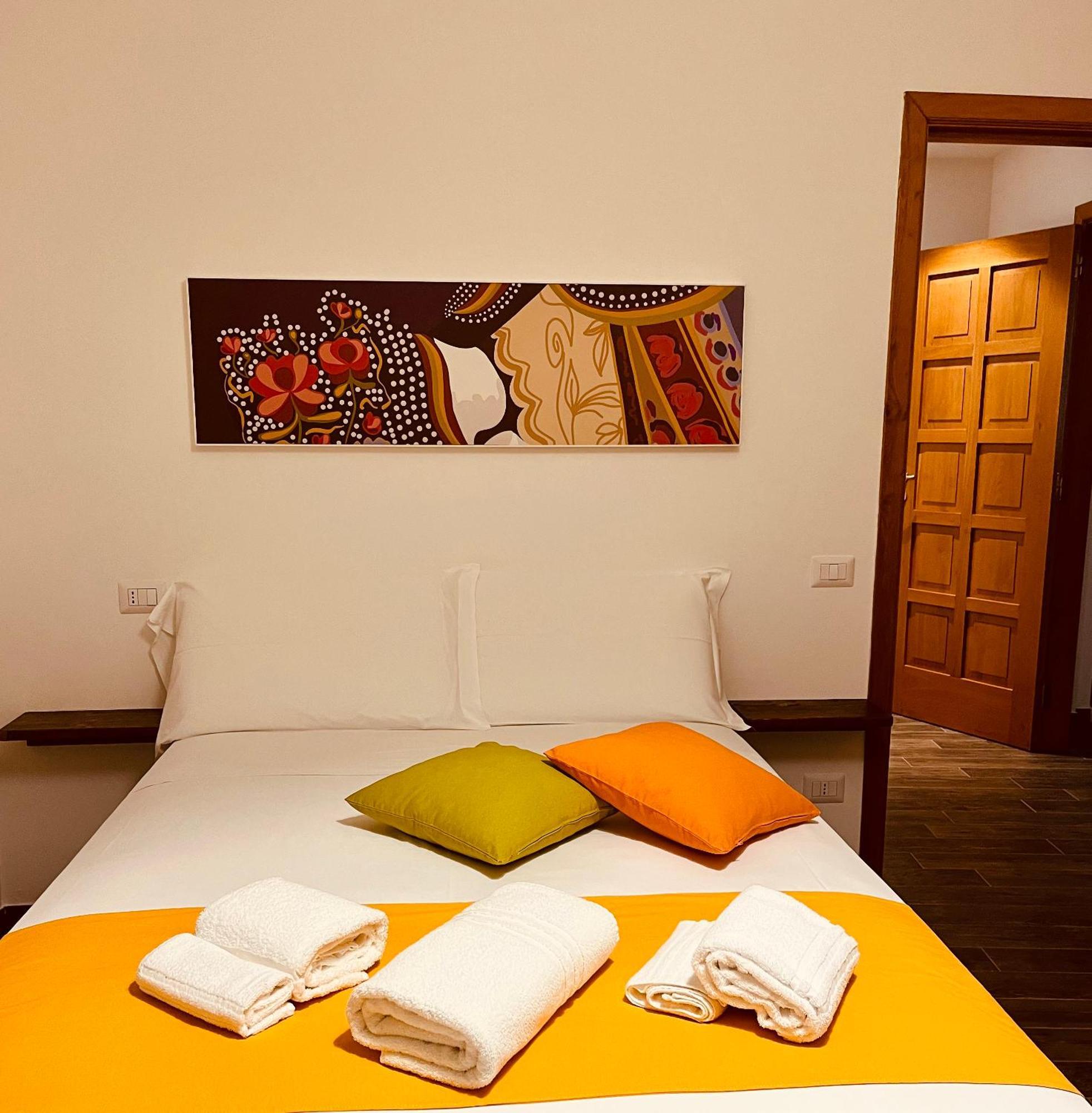 Carrales Guest House Нуоро Екстер'єр фото