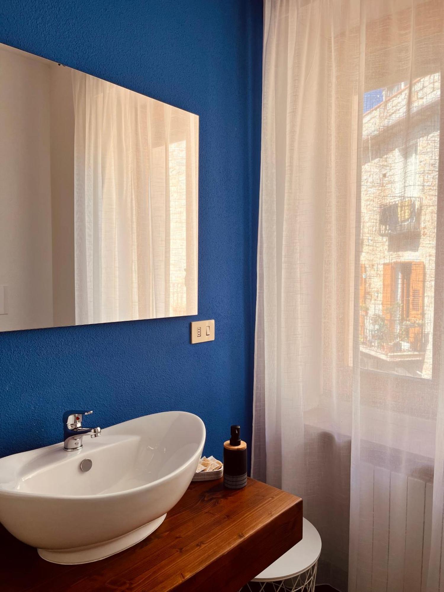Carrales Guest House Нуоро Екстер'єр фото